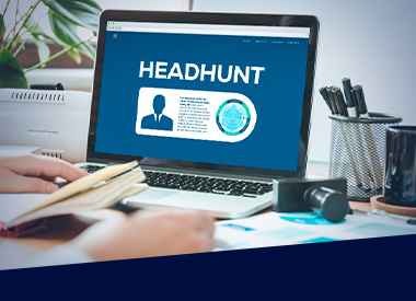 headhunt
